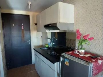 Apartemen Studio Furnish Puri Mas Surabaya