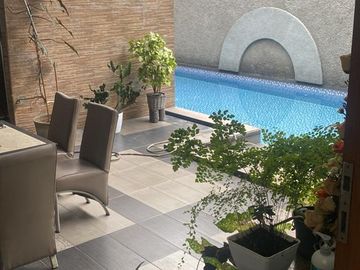 Rumah Mewah Siap Huni di Singgasana Pradana Bandung