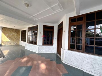 Disewakan Rumah Istimewa di Area Dieng Malang, Lokasi Poros Jalan Utama