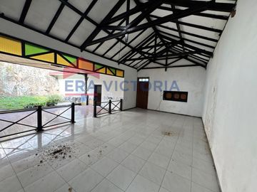 Disewakan Rumah Istimewa di Area Dieng Malang, Lokasi Poros Jalan Utama
