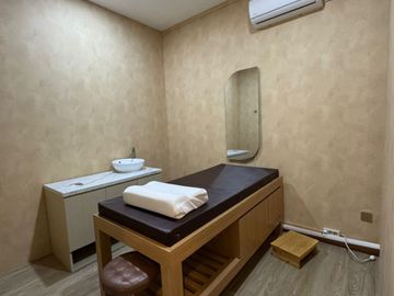 Ruko Strategis Semi Furnish di Summarecon Bekasi