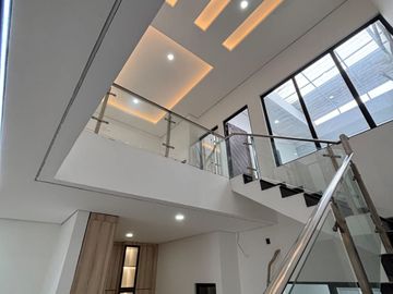 FORSALE RUMAH 2 LANTAI DARMO PERMAI SURABAYA KOTA LA 435
