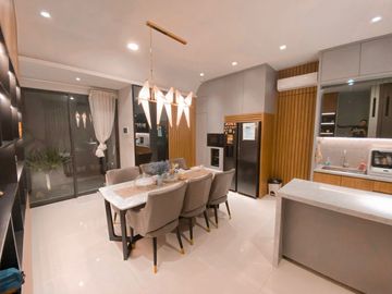 Dijual Rumah Mewah di Greenwich BSD, Lt.8x14m2, Fully Furnished