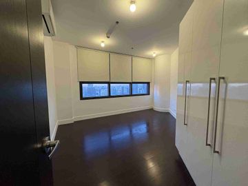 3 Bedroom Unit for Lease at Garden Towers Makati
