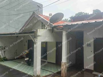 rumah tua di kebon baru jaksel