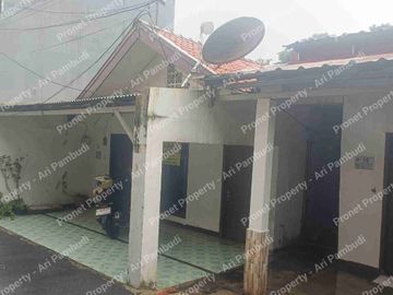 rumah tua di kebon baru jaksel