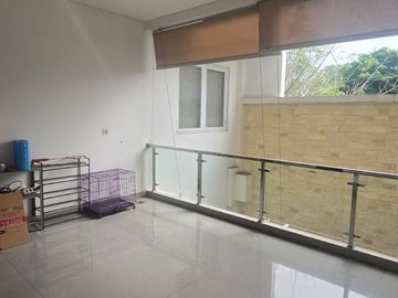Disewakan Rumah Siap Huni di Demaja Depark BSD