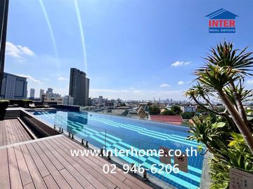 42.18 sq.m. condominium at Brix Condominium, near MRT Sirindhorn Station, Charansanitwong Road, Bang Phlat District, Bangkok.