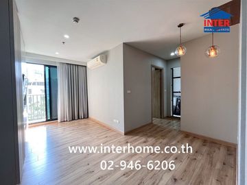 42.18 sq.m. condominium at Brix Condominium, near MRT Sirindhorn Station, Charansanitwong Road, Bang Phlat District, Bangkok.