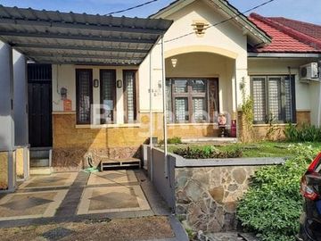 RUMAH DUA LANTAI SEMI FURNISH DI PERUMAHAN WIKA