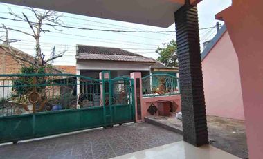 Dijual Rumah 2,5 lantai Luas Kokoh nempel Perum PEMDA Jatiasih. Kota Bekasi