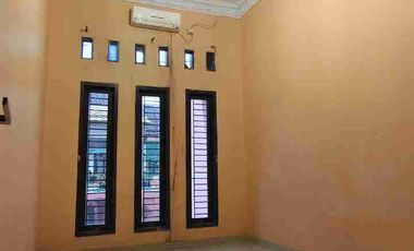 Dijual Rumah 2,5 lantai Luas Kokoh nempel Perum PEMDA Jatiasih. Kota Bekasi