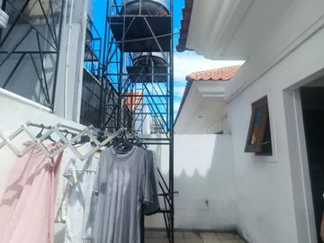 FORSALE RUMAH REGENCY 21 SIAP HUNI STRATEGIS SURABAYA KOTA LA 424
