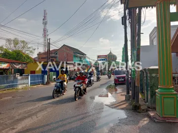Rumah Di Pinggri Jl. K. H. Azhari Palembang