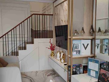 Town House Minimalis Modern 4 Lantai Harga Sangat Terjangkau Di Ciputat Timur,Bisa Custom/Request.