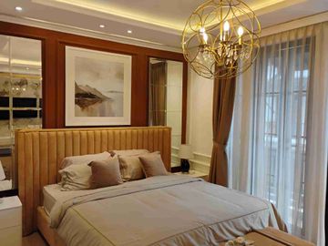 Town House Minimalis Modern 4 Lantai Harga Sangat Terjangkau Di Ciputat Timur,Bisa Custom/Request.