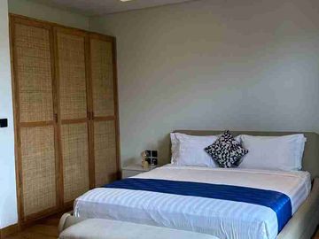 DIJUAL / FREEHOLD : Modern Villas 7 Beds, Paddie View, Batu Bolong, Canggu, Bali