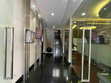DIJUAL BANGUNAN KANTOR 3 LANTAI JL RAYA ANGGREK LOKA BOULEVARD FULL FURNISHED BISA DIGUNAKAN UNTUK KLINIK, COWORKING SPACE, CAFE, DLL