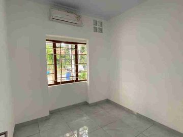 Rumah bagus dijual Grand Wisata Bekasi