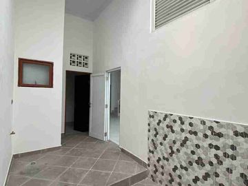 Rumah bagus dijual Grand Wisata Bekasi