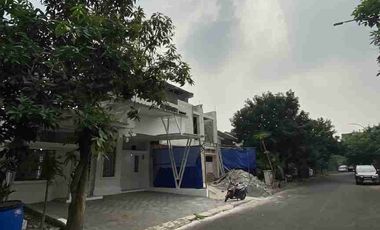 Rumah bagus dijual Grand Wisata Bekasi