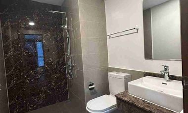 For Sale One Bedroom Condo in Ortigas Center The Sapphire Bloc Near Robinsons Galleria, ADB, Sm Megamall , The Medical City & Ateneo School of Medicine