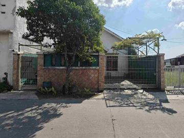 Rumah Luas Strategis dekat Pintu Tol Klodran
