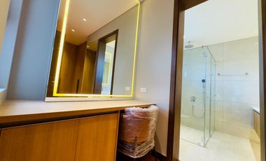 5 Bedroom Furnished Townhouse for Sale in New Manila Quezon City