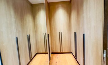 5 Bedroom Furnished Townhouse for Sale in New Manila Quezon City