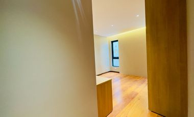 5 Bedroom Furnished Townhouse for Sale in New Manila Quezon City