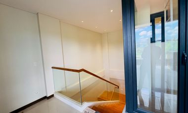 5 Bedroom Furnished Townhouse for Sale in New Manila Quezon City