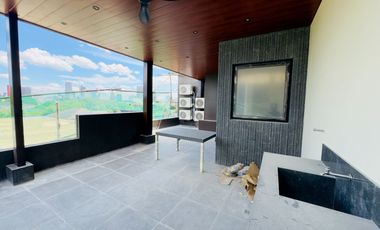 5 Bedroom Furnished Townhouse for Sale in New Manila Quezon City