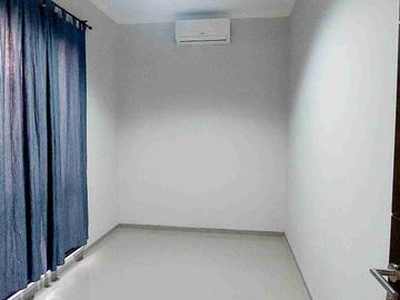 Rumah 2 Lantai Dalam Cluster Fortune Graha Raya Siap Huni