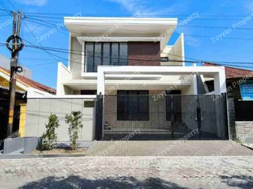 Rumah Cantik Sutorejo Surabaya