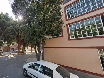 Departamento con 3 habitaciones y estacionamiento en Azcapotzalco, Libertad, CDMX.