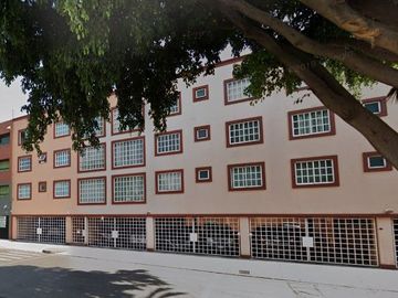 Departamento con 3 habitaciones y estacionamiento en Azcapotzalco, Libertad, CDMX.