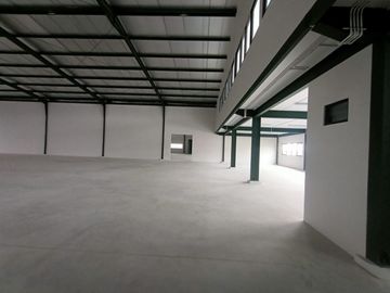 Bangunan 3in1 Baru Strategis Kawasan Industri di Rancaekek