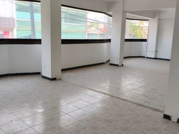Se RENTA PISO para oficians ó consultorios en Tlalnepantla centro, Estado de México