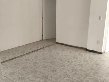 Se RENTA PISO para oficians ó consultorios en Tlalnepantla centro, Estado de México