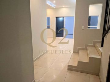 Casa en Venta en Cima del Bosque, Cumbres Elite 9° Sector, Monterrey, Nuevo León