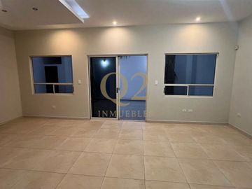 Casa en Venta en Cima del Bosque, Cumbres Elite 9° Sector, Monterrey, Nuevo León