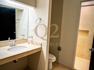 Casa en Venta en Cima del Bosque, Cumbres Elite 9° Sector, Monterrey, Nuevo León