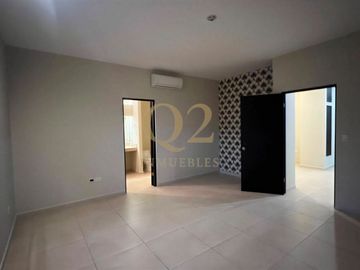 Casa en Venta en Cima del Bosque, Cumbres Elite 9° Sector, Monterrey, Nuevo León