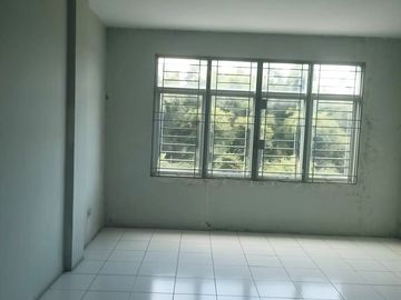 Ruko Rapih Toho 5LT 4,5x13,5 60,75m2 HGB Ramai Pantai Indah Kapuk
