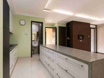 Dijual rumah siap huni di sektor 7 Bintaro