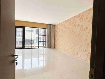 Dijual rumah siap huni di sektor 7 Bintaro