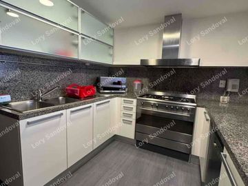 HERMOSO GARDEN HOUSE AMUEBLADO EN RENTA EN POLANCO CON TERRAZA PRIVADA 85,000