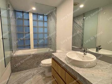 HERMOSO GARDEN HOUSE AMUEBLADO EN RENTA EN POLANCO CON TERRAZA PRIVADA 85,000
