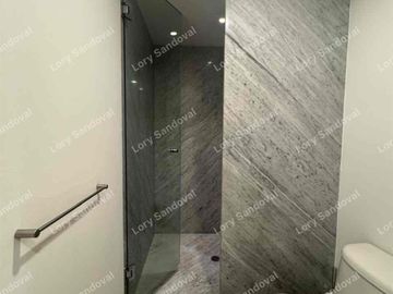 HERMOSO GARDEN HOUSE AMUEBLADO EN RENTA EN POLANCO CON TERRAZA PRIVADA 85,000