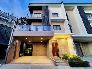 3 Storey Townhouse in Palmera Santa Monica Quezon City with Swimming Pool SD